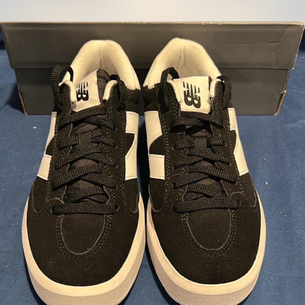New balance- CT302, black white, 7 women QS - Picture 2 of 5